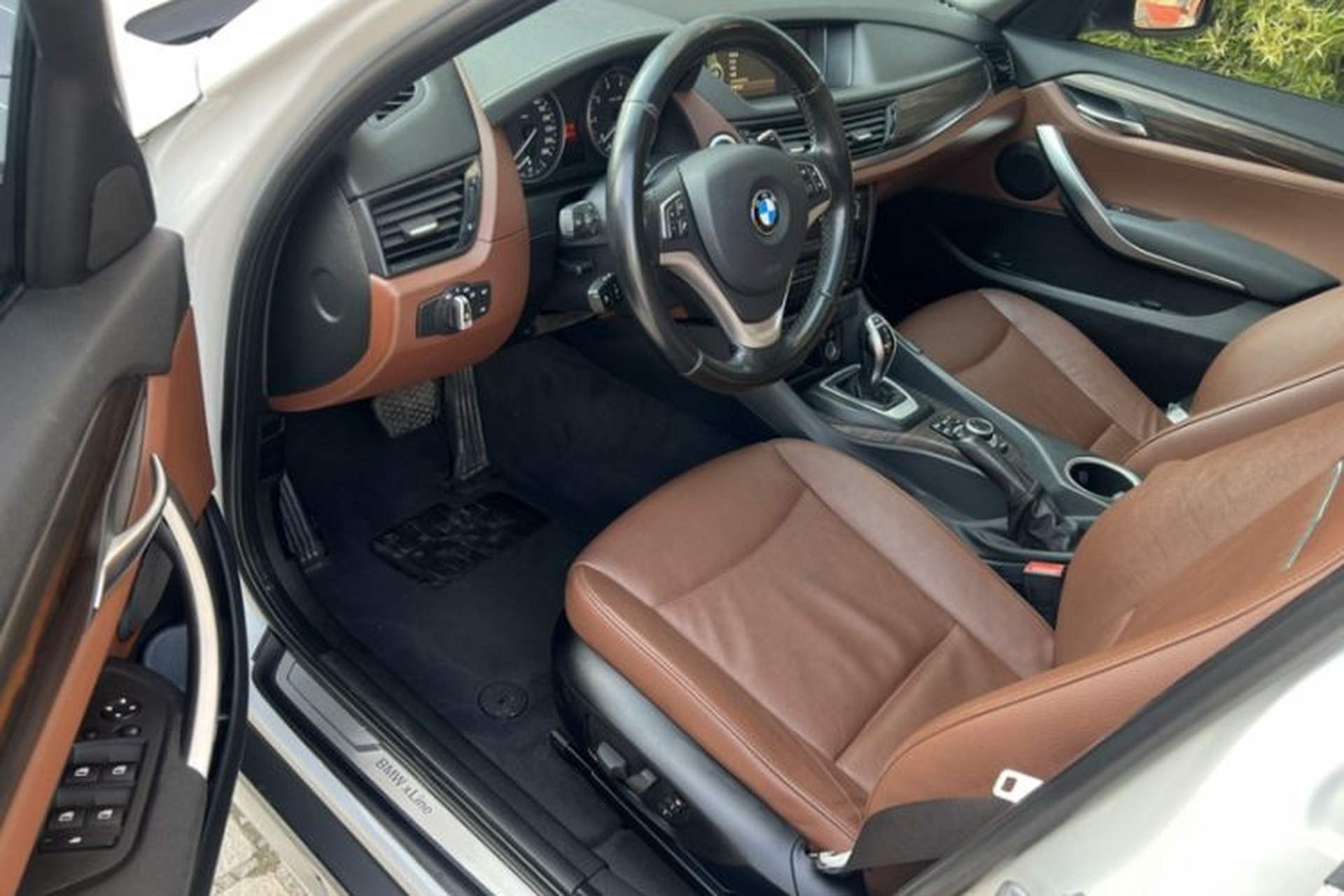 Used BMW X1 2014 xDrive20i X Design Package Interior 8