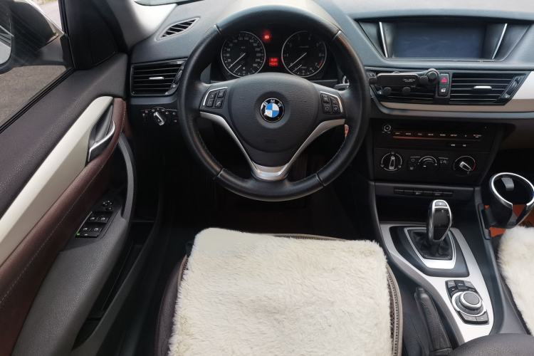 Used BMW X1 2014 sDrive18i Fashion Model Interior 9
