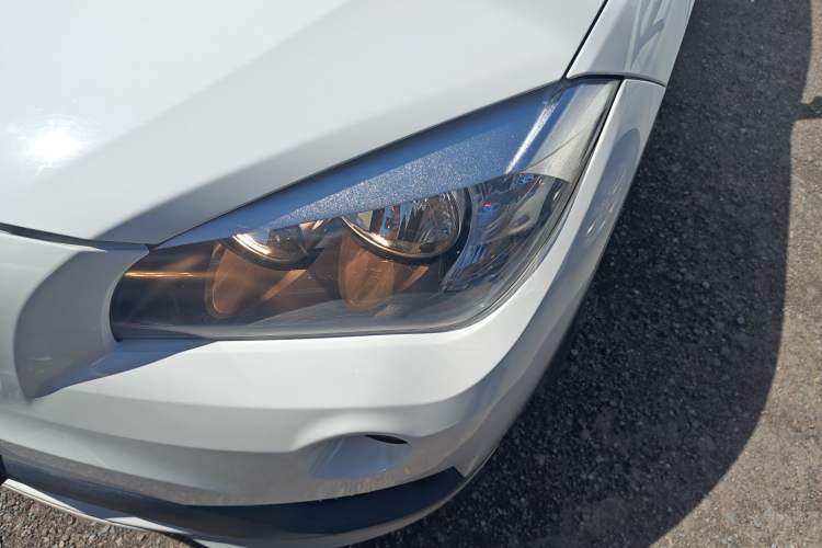 Used BMW X1 2014 sDrive18i Fashion Model Left Front Headlight
