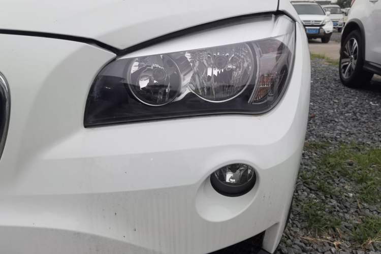 Used BMW X1 2014 sDrive18i Fashion Model Left Front Headlight
