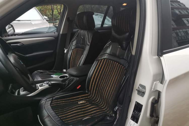 Used BMW X1 2014 sDrive18i Fashion Model Left Front Seat