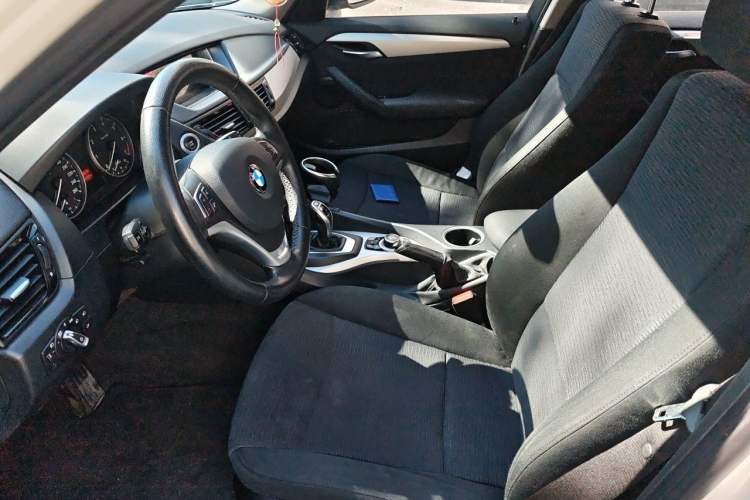 Used BMW X1 2014 sDrive18i Fashion Model Left Front Seat