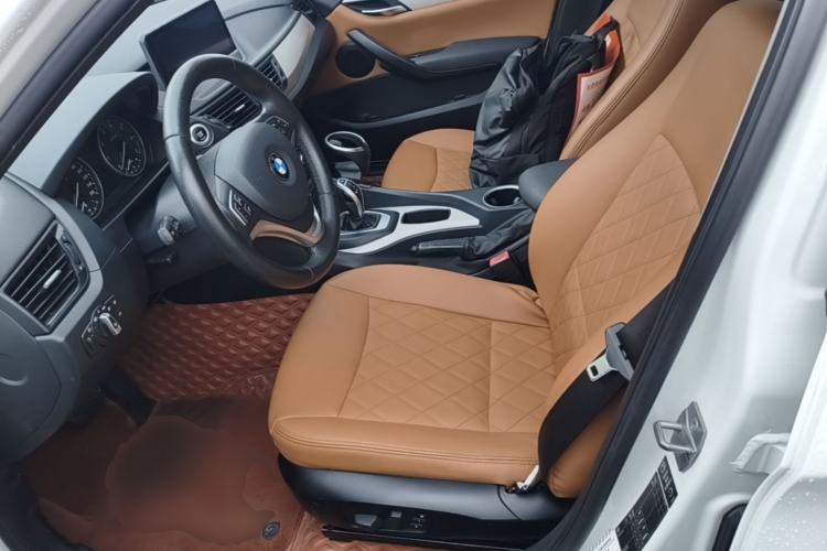Used BMW X1 2014 sDrive18i Fashion Model Left Front Seat