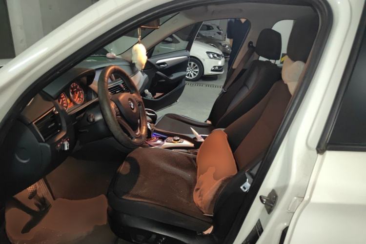 Used BMW X1 2014 sDrive18i Fashion Model Left Front Seat