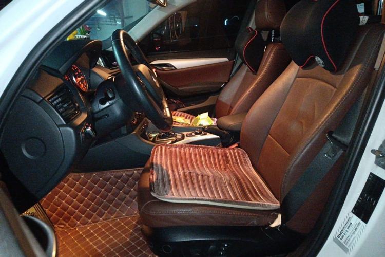 Used BMW X1 2014 sDrive18i Fashion Model Left Front Seat