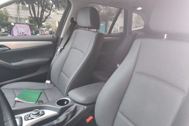 Used BMW X1 2014 sDrive18i Fashion Model Left Front Seat