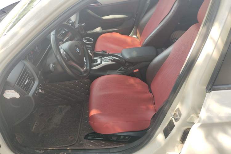 Used BMW X1 2014 sDrive18i Fashion Model Left Front Seat