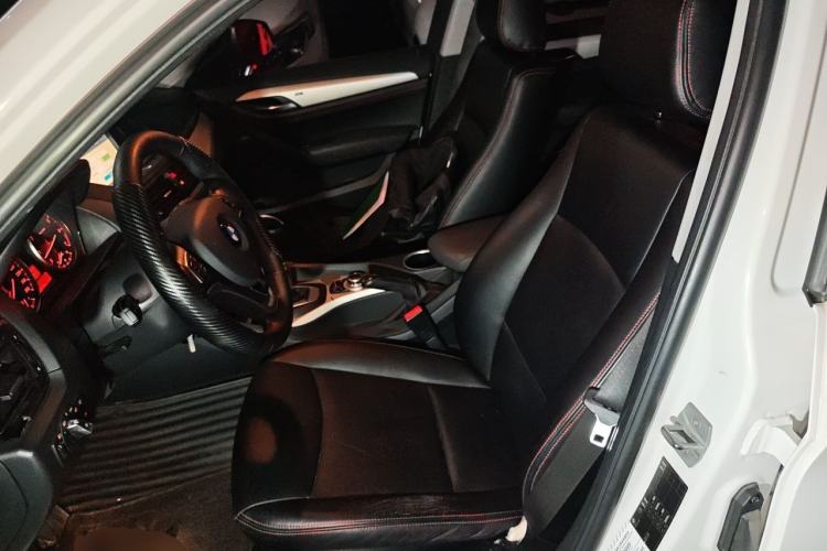 Used BMW X1 2014 sDrive18i Fashion Model Left Front Seat