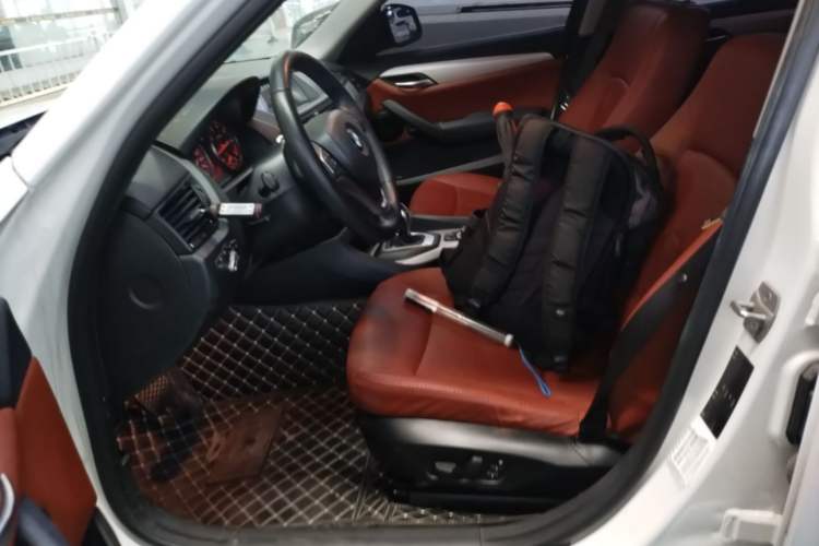 Used BMW X1 2014 sDrive18i Fashion Model Left Front Seat