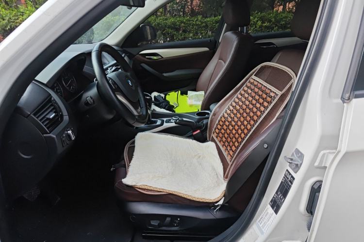 Used BMW X1 2014 sDrive18i Fashion Model Left Front Seat