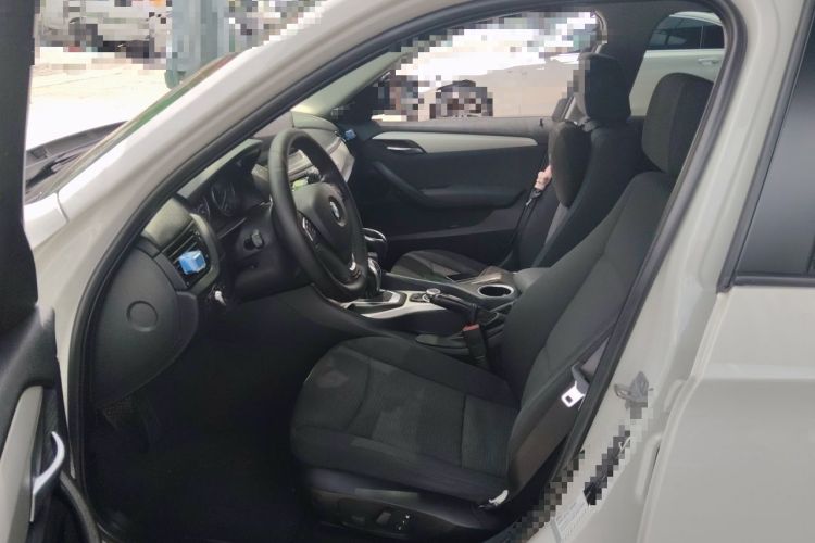 Used BMW X1 2014 sDrive18i Fashion Model Left Front Seat