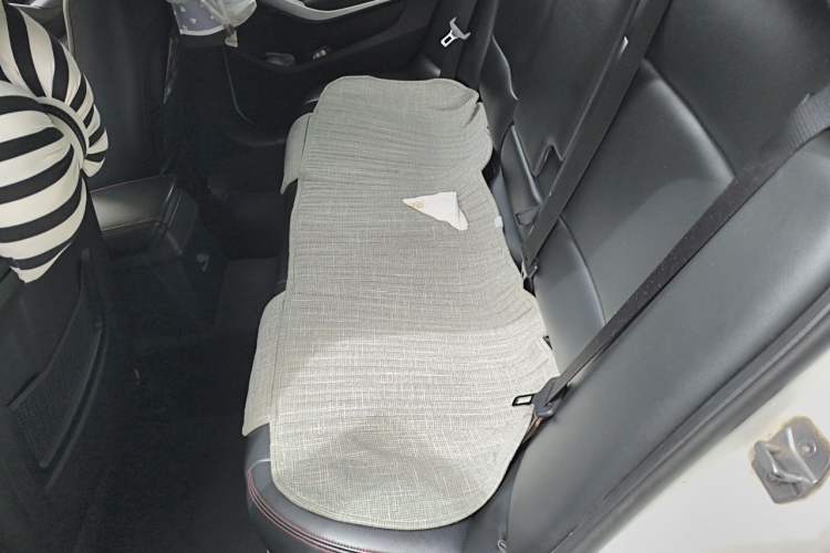Used BMW X1 2014 sDrive18i manual model Left Rear Seat