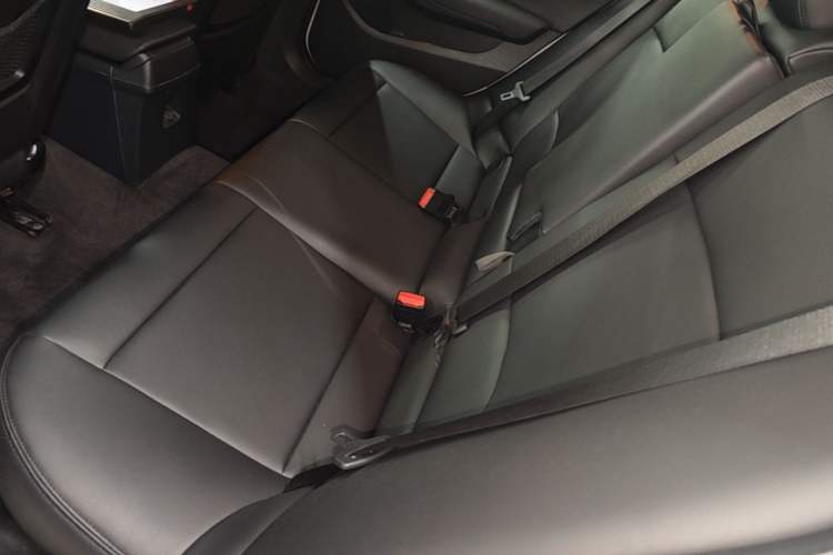 Used BMW X1 2014 sDrive18i Fashion Model Left Rear Seat