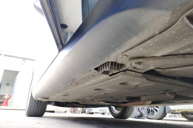 Used BMW X1 2014 sDrive18i Fashion Model Left Side Sill