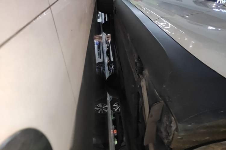 Used BMW X1 2014 sDrive18i Leading Model Left Side Sill