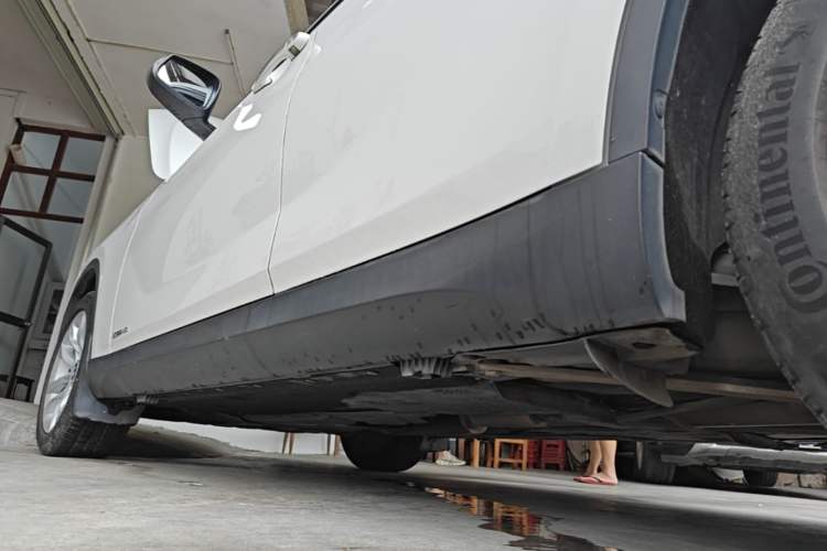 Used BMW X1 2014 sDrive18i Leading Model Left Side Sill