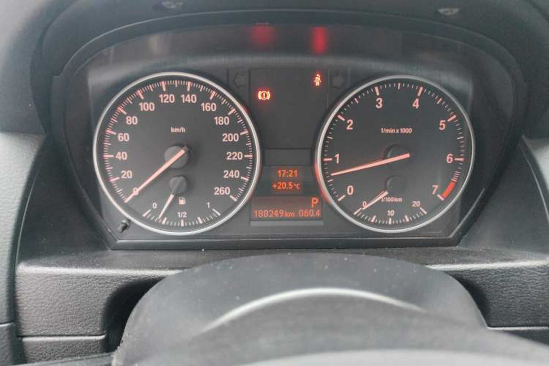 Used BMW X1 2014 sDrive18i Leading Model Odometer Close Up