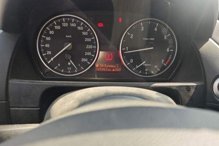 Used BMW X1 2014 sDrive18i manual model Odometer Close Up