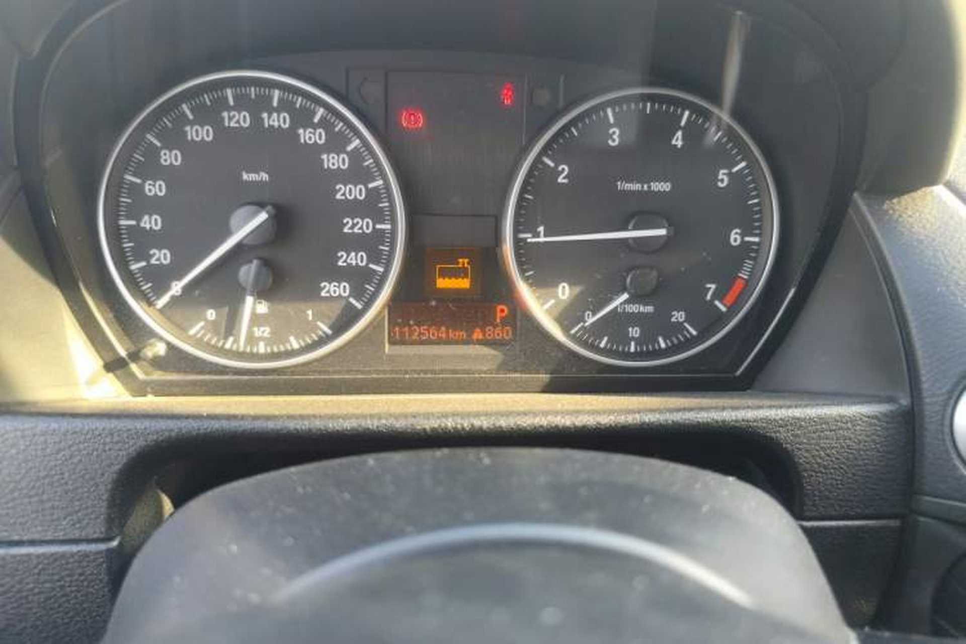 Used BMW X1 2014 sDrive18i Leading Model Odometer Close Up