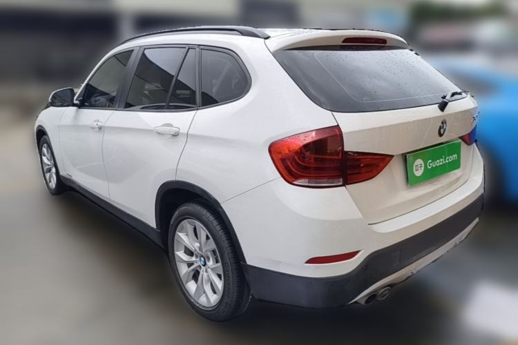 Used BMW X1 2014 sDrive18i Fashion Model Rear Left 45 Deg