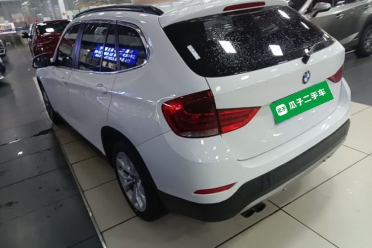 Used BMW X1 2014 sDrive18i Fashion Model Rear Left 45 Deg
