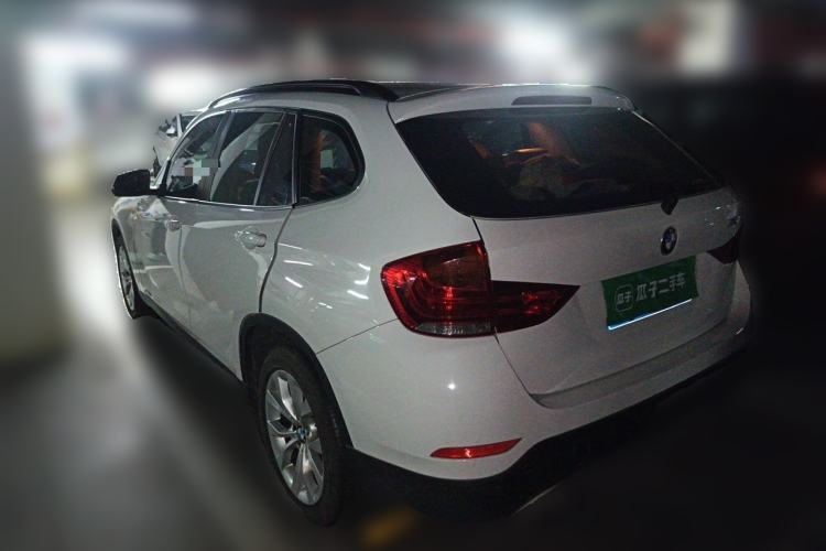 Used BMW X1 2014 sDrive18i Fashion Model Rear Left 45 Deg
