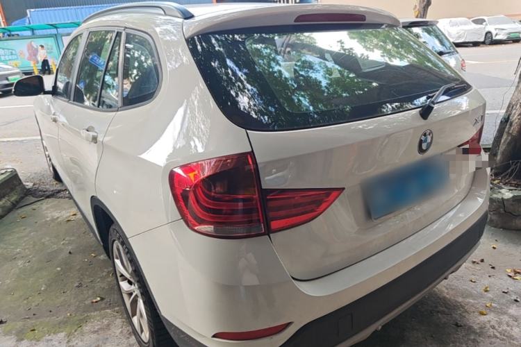 Used BMW X1 2014 sDrive18i Fashion Model Rear Left 45 Deg