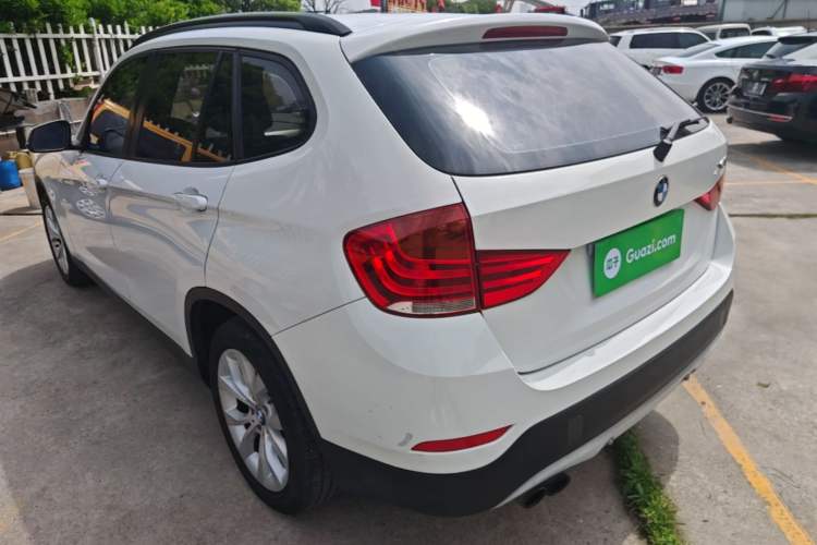 Used BMW X1 2014 sDrive18i Fashion Model Rear Left 45 Deg