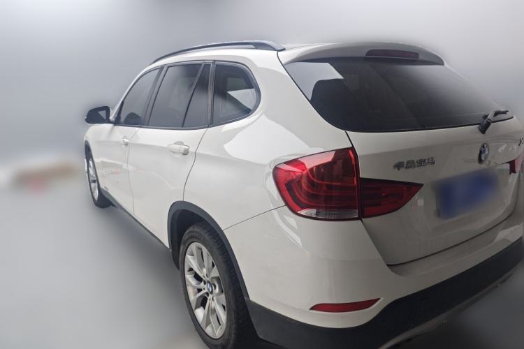 Used BMW X1 2014 sDrive18i Fashion Model Rear Left 45 Deg