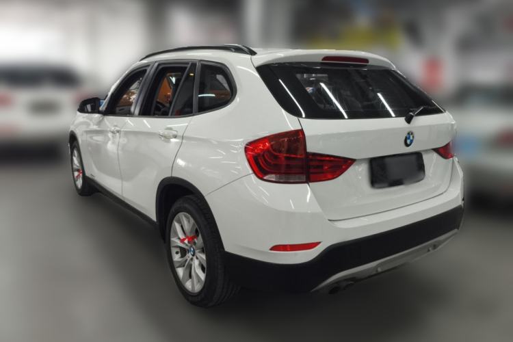 Used BMW X1 2014 sDrive18i Fashion Model Rear Left 45 Deg