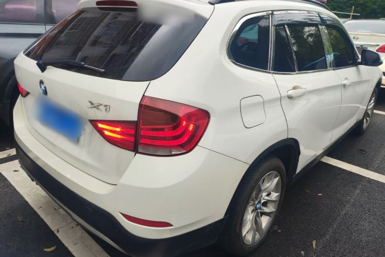 Used BMW X1 2014 sDrive18i Leading Model Rear Right 45 Deg