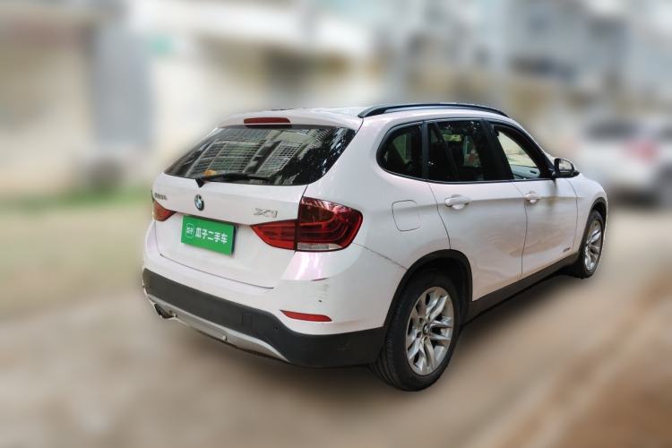Used BMW X1 2014 sDrive18i Leading Model Rear Right 45 Deg