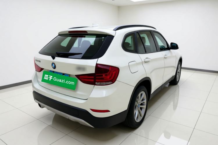 Used BMW X1 2014 sDrive18i Leading Model Rear Right 45 Deg