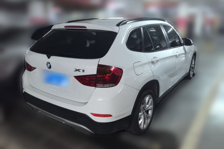 Used BMW X1 2014 sDrive18i Fashion Model Rear Right 45 Deg