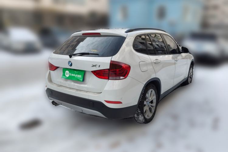 Used BMW X1 2014 sDrive18i Fashion Model Rear Right 45 Deg
