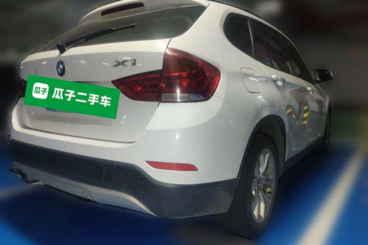 Used BMW X1 2014 sDrive18i Fashion Model Rear Right 45 Deg