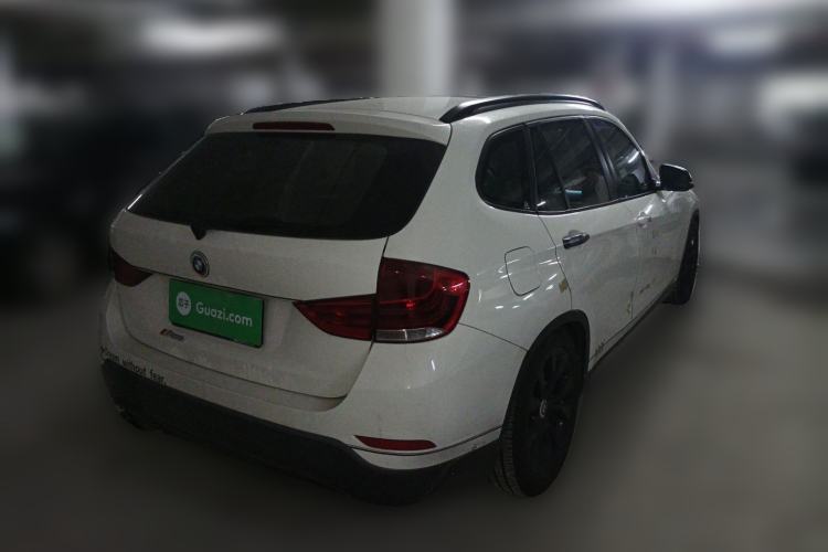 Used BMW X1 2014 sDrive18i Fashion Model Rear Right 45 Deg