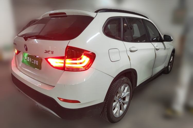 Used BMW X1 2014 sDrive18i Fashion Model Rear Right 45 Deg