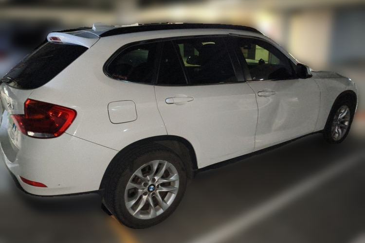 Used BMW X1 2014 sDrive18i Leading Model Rear Right 45 Deg