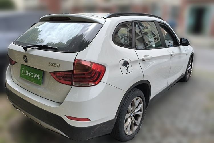 Used BMW X1 2014 sDrive18i manual model Rear Right 45 Deg