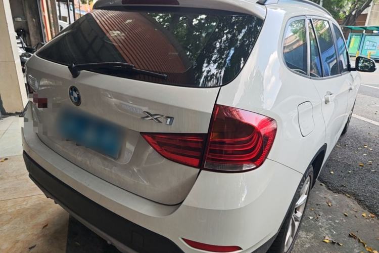 Used BMW X1 2014 sDrive18i Fashion Model Rear Right 45 Deg