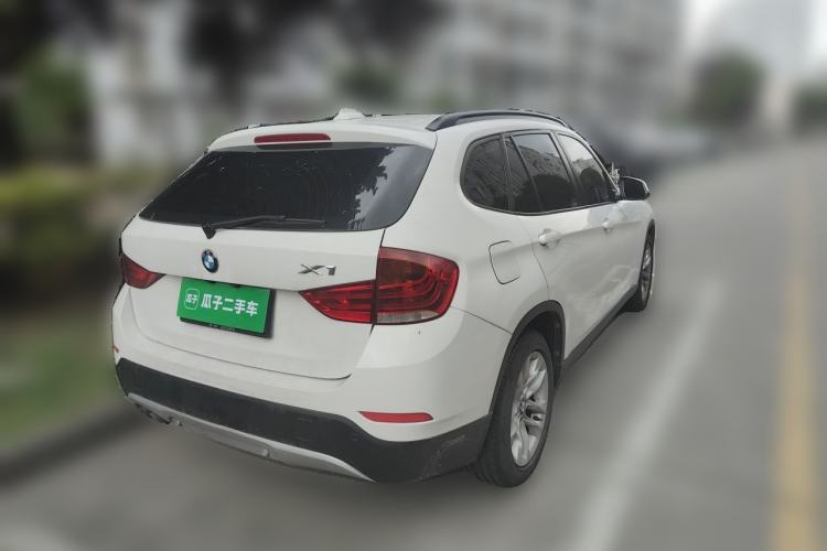 Used BMW X1 2014 sDrive18i Fashion Model Rear Right 45 Deg