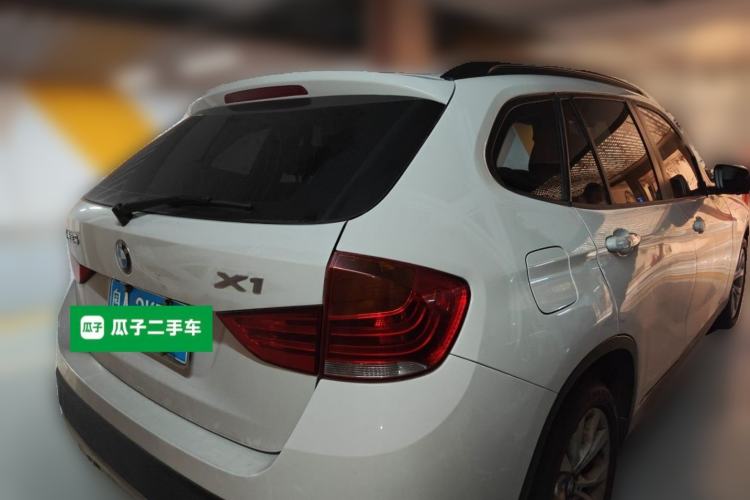 Used BMW X1 2014 sDrive18i Fashion Model Rear Right 45 Deg