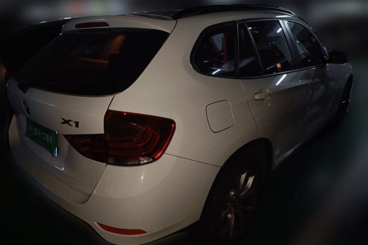 Used BMW X1 2014 sDrive18i Fashion Model Rear Right 45 Deg