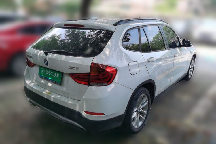 Used BMW X1 2014 sDrive18i Fashion Model Rear Right 45 Deg