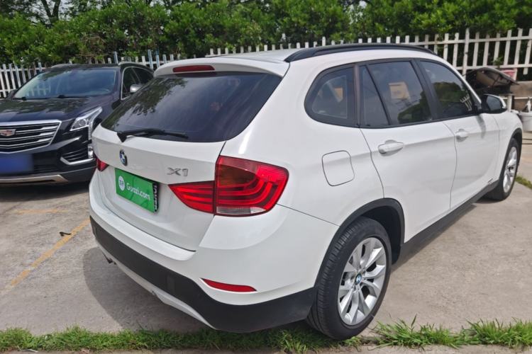 Used BMW X1 2014 sDrive18i Fashion Model Rear Right 45 Deg