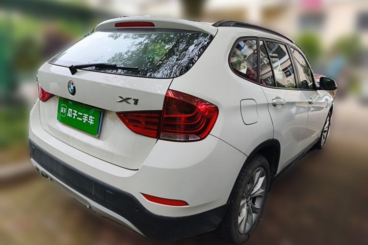 Used BMW X1 2014 sDrive18i Fashion Model Rear Right 45 Deg
