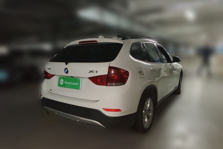 Used BMW X1 2014 sDrive18i Fashion Model Rear Right 45 Deg
