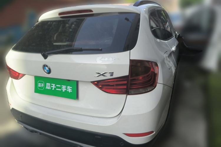 Used BMW X1 2014 sDrive18i Leading Model Rear Right 45 Deg
