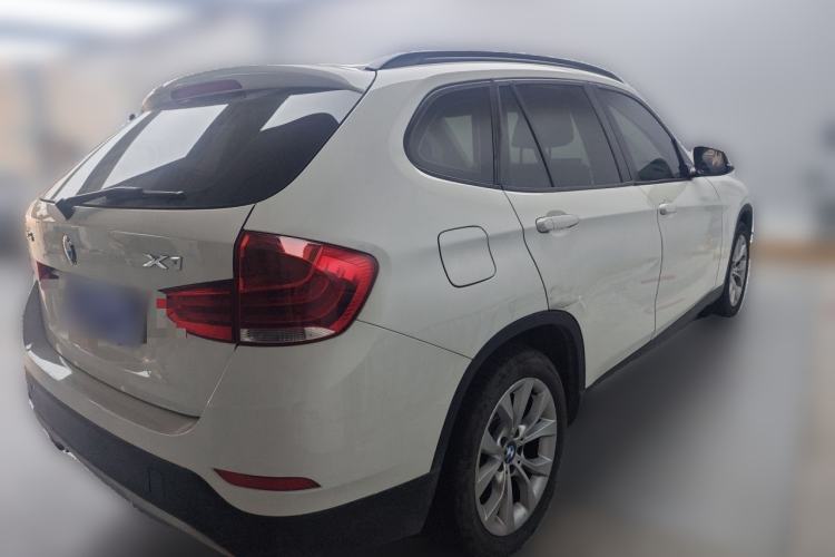 Used BMW X1 2014 sDrive18i Fashion Model Rear Right 45 Deg